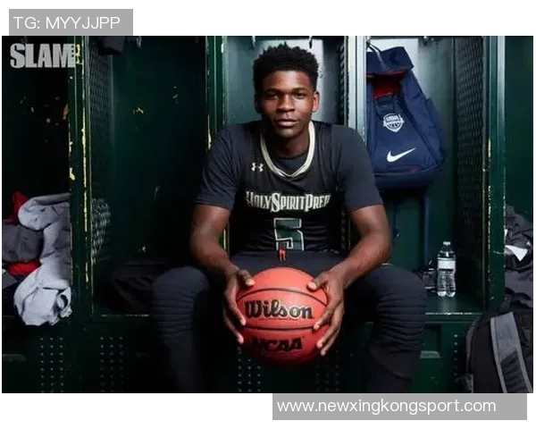 爱德华兹荣膺SLAM杂志封面人物再创辉煌第三次当选引发热议